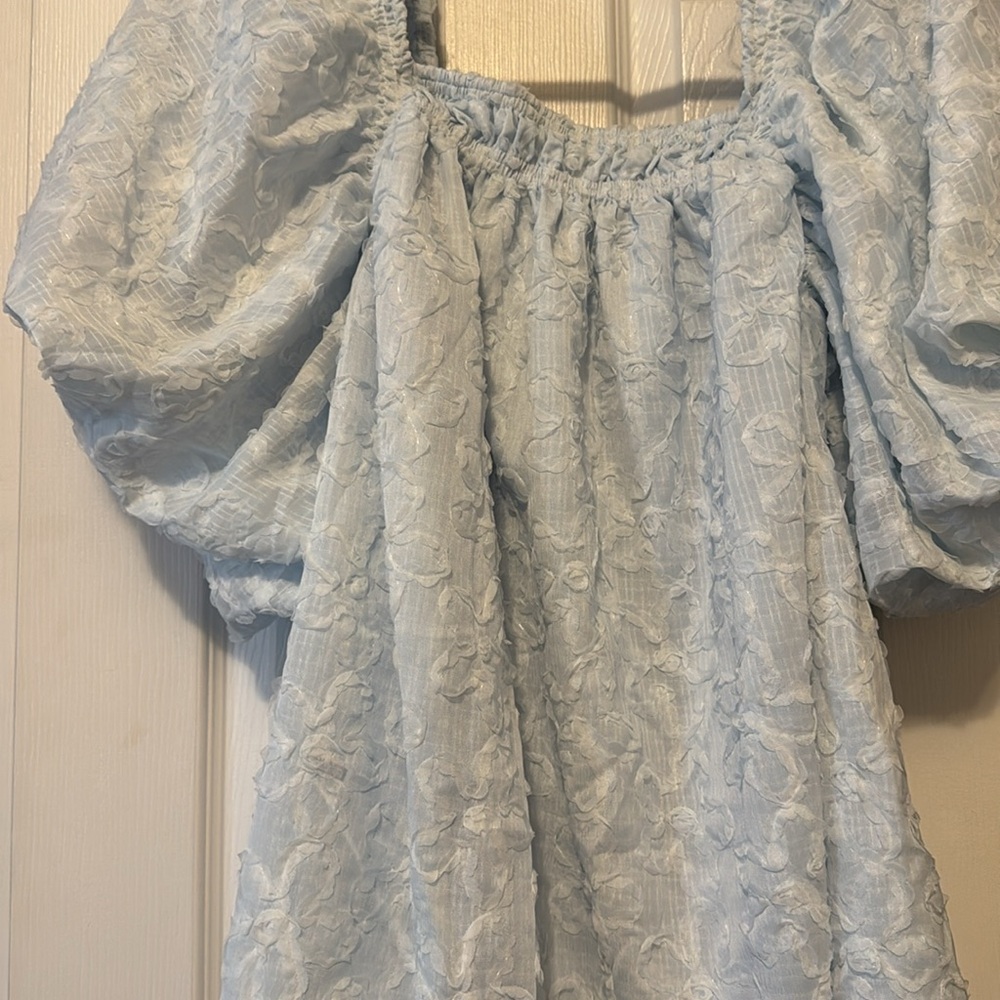 New Elegant Light Blue Plus Women's Top - Picture 4 of 6